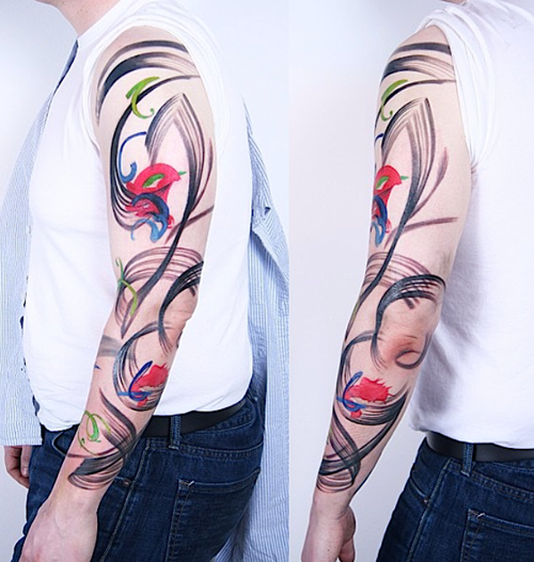Stilizált virágok és levelek ujjú tetoválás akvarell stílusban