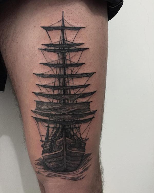 Csónak comb tetoválás férfiaknak-73