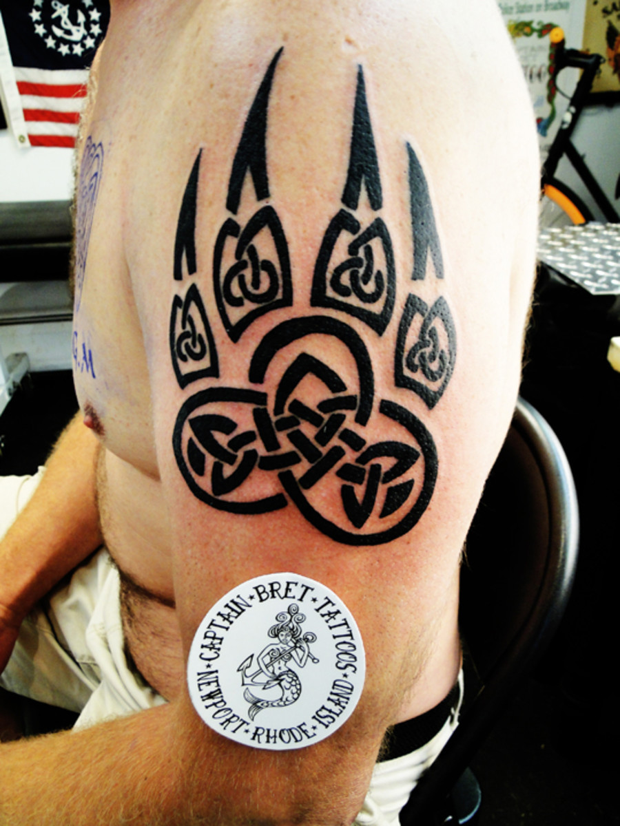 Natív-farkas-mancs-kelta-tetoválás-tetoválásbycaptainbret