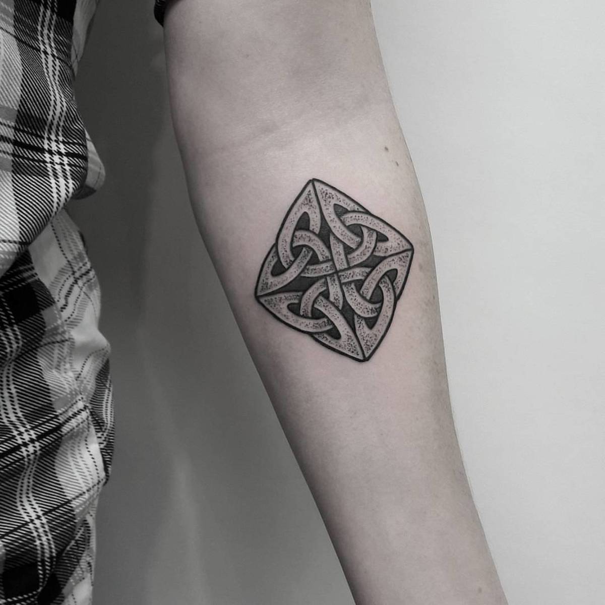 Kelta-tetoválás-tinta-gyár-3