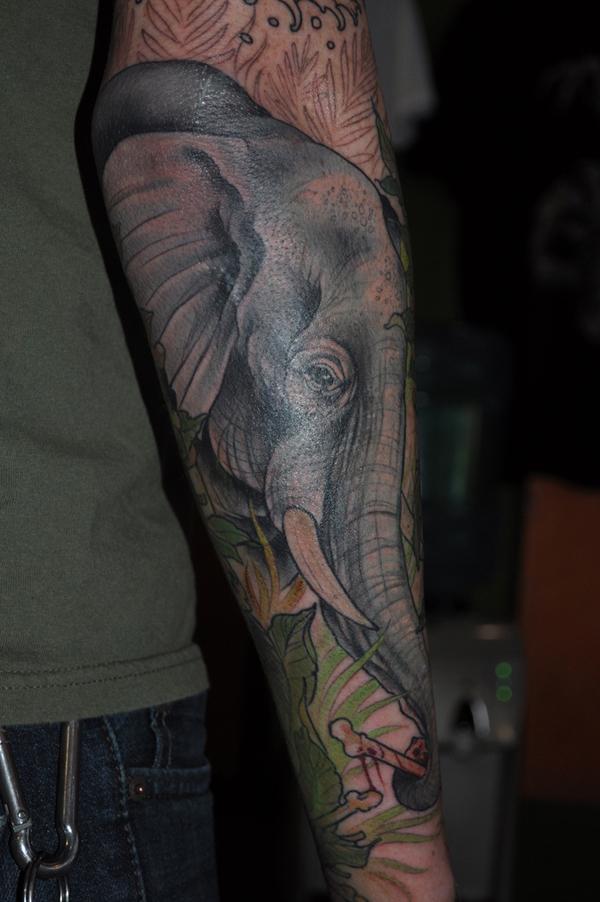 Elefántok alkar tetoválása