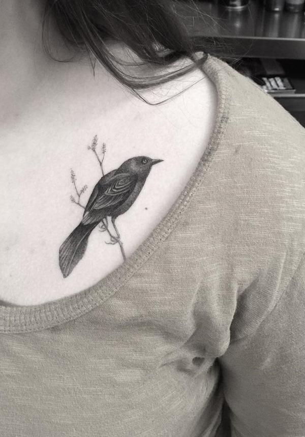 98-as madár-tetoválás