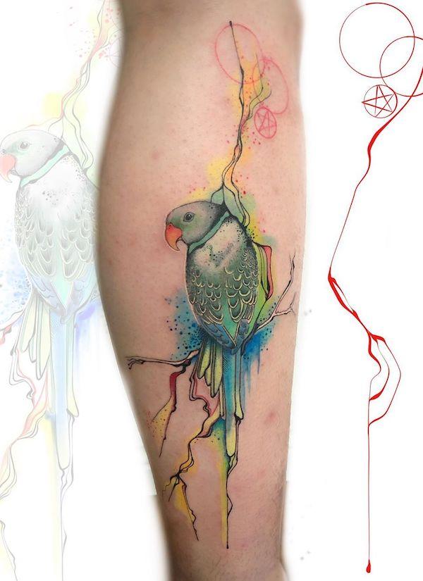 papagáj tetoválás