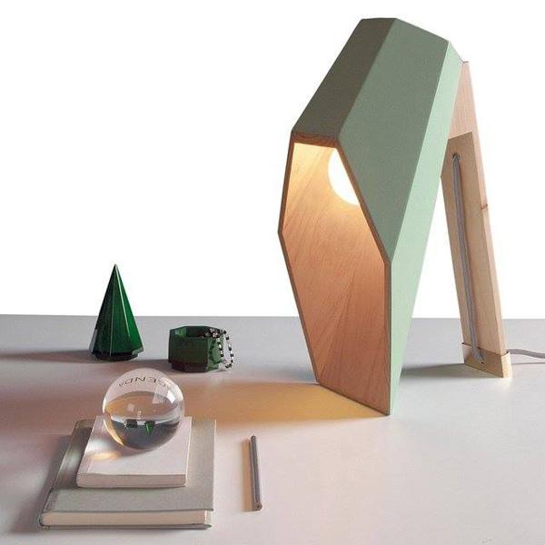 מנורת שולחן של Woodspot מאת Seletti