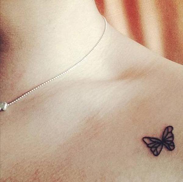 pillangó tetoválás a kulcscsonton