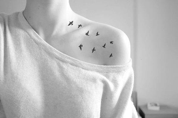 madarak kulcscsont tetoválása
