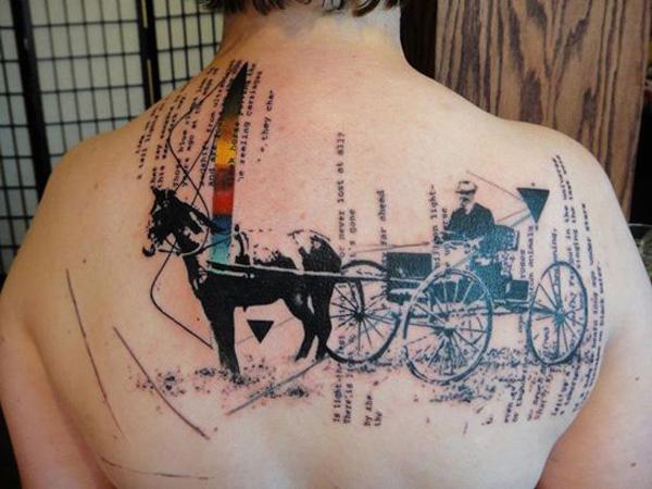 Vogn tatovering på baksiden