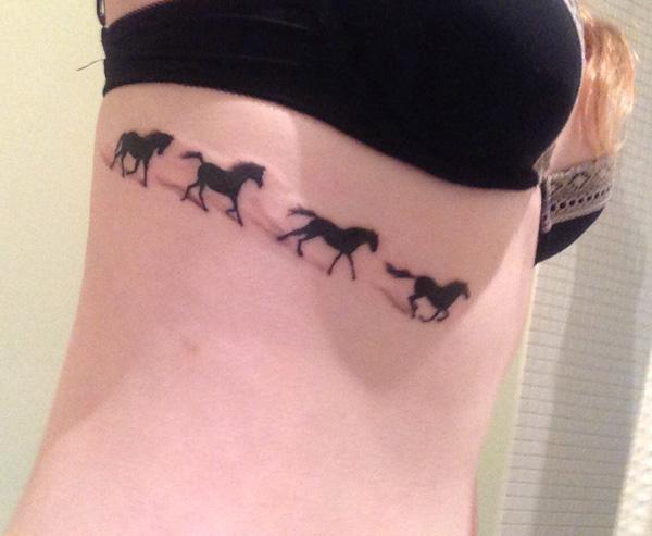 lovak tetoválása nőknek