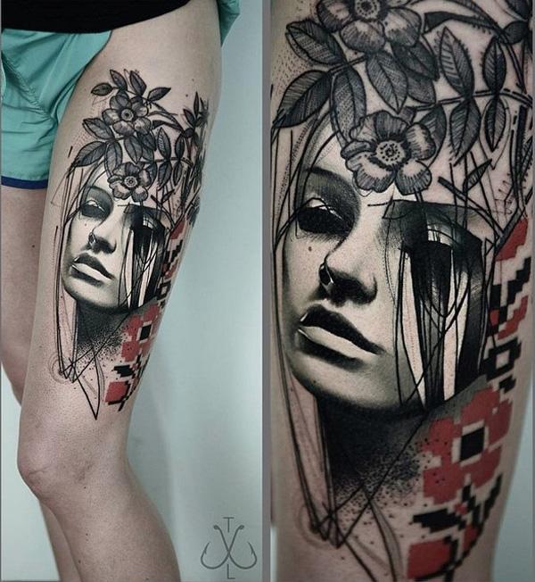portré és virág comb tetoválás