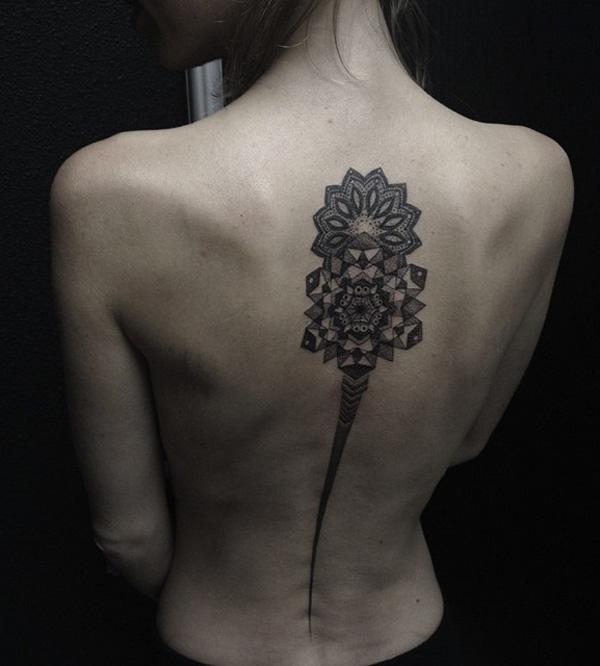 Mandala gerinc tetoválás-14
