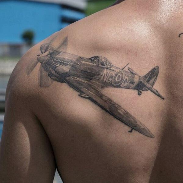 Háborús tetoválás