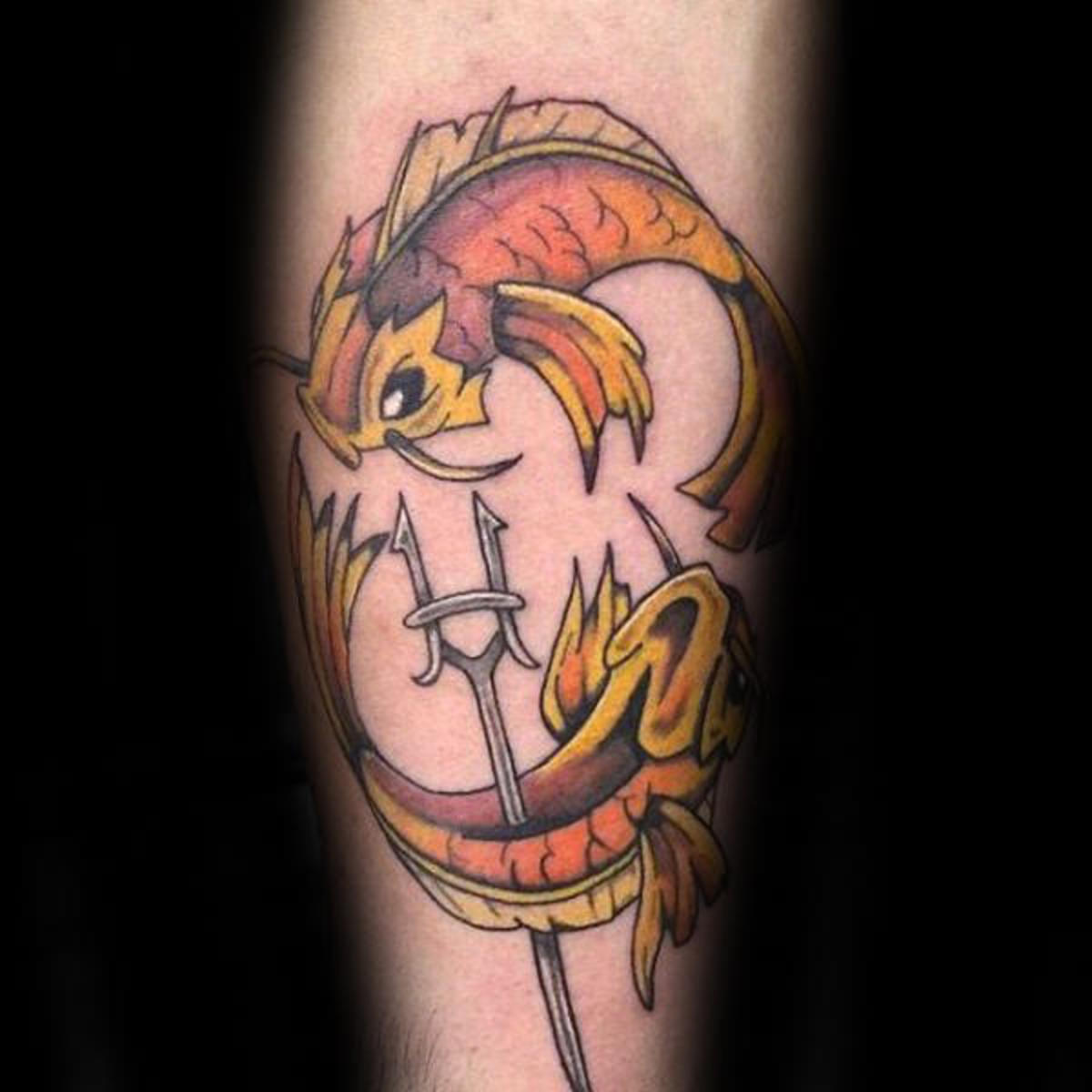 narancs-sárga-hal-hím-halak-belső-alkar-tetoválás