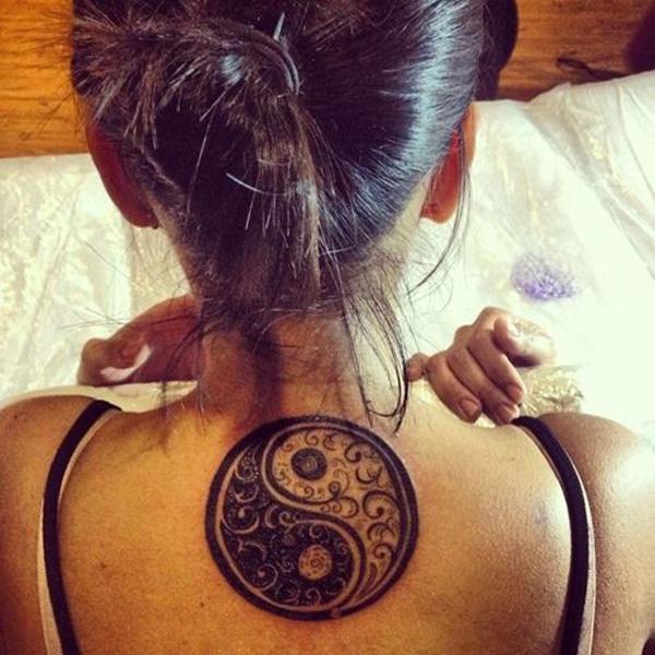 yin yang vissza tetoválás-15