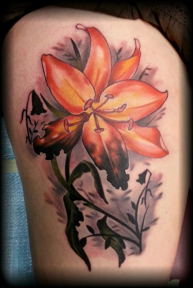 Rodney Eckenberger sárga liliom tetoválása