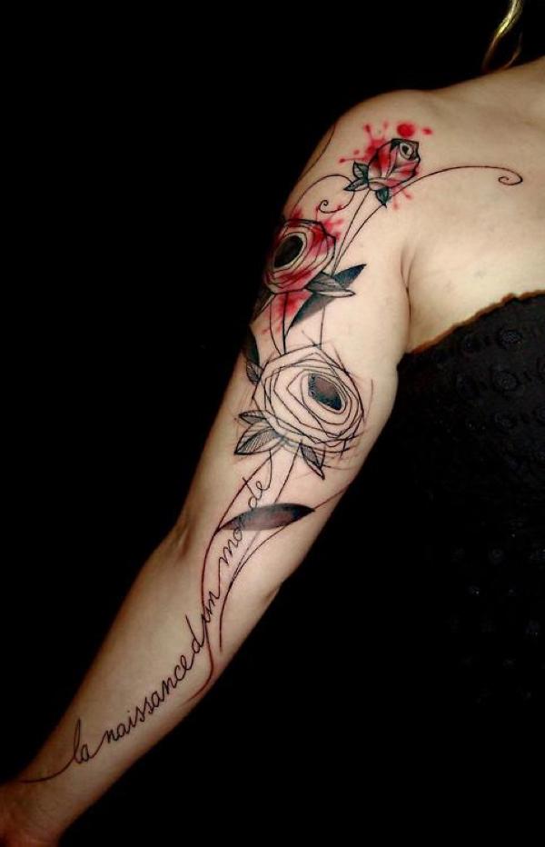 Elegant linjearbeid med rose, fugler og manus på full arm for jenter