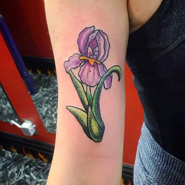 Iris tatovering på underarmen