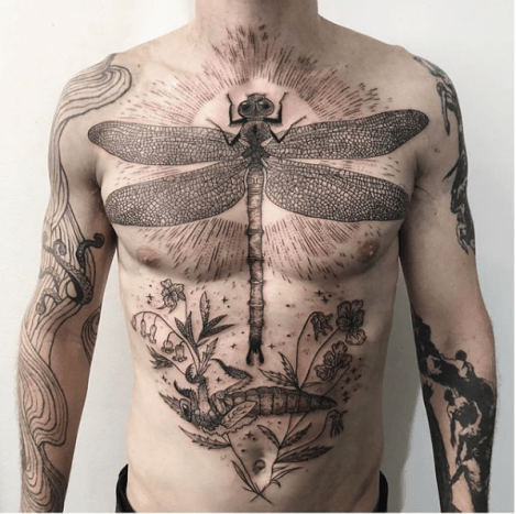 tatovering, tatovør, brysttatovering, tatoveringside, tatoveringsinspirasjon, tatoveringsdesign, inked, inkedmag