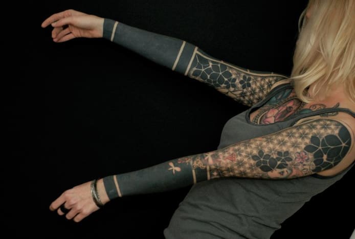 tintás mag, tetoválás ihlet, tetoválás művészet, tetoválás tervezés, nőies ujjú, ujjas tetoválás, tetoválóművész