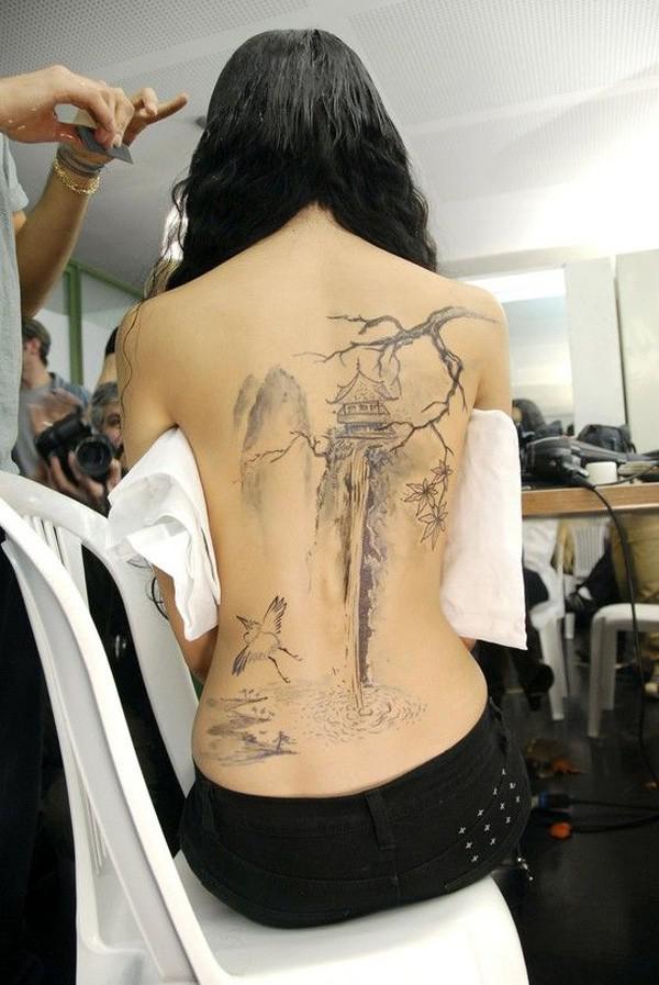 Japán táj tetoválás