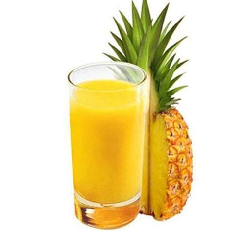 Svježi sok od ananasa kod kuće