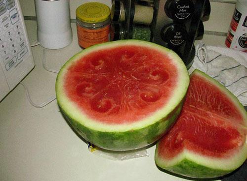 Watermeloen van slechte kwaliteit