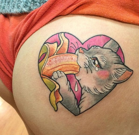 Del tankene dine om denne talentfulle tatovereren i kommentarfeltet på Facebook.