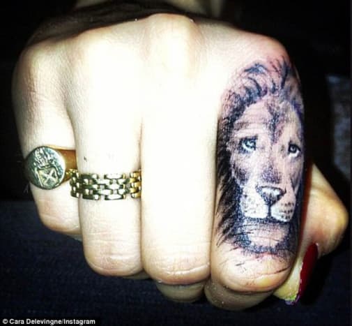 cara_delevingne_lion_tattoo