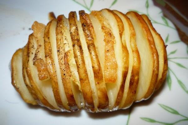 Aardappelen in de magnetron volgens oma's recept