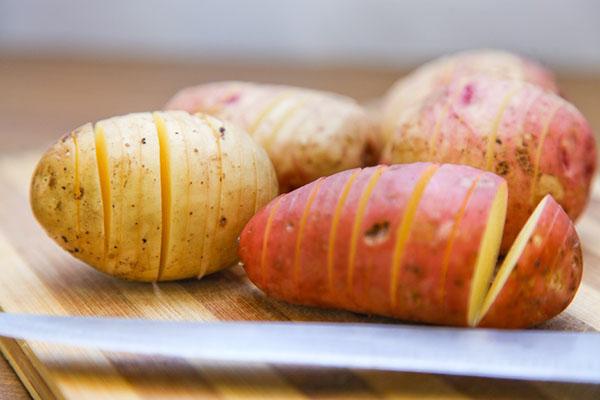aardappelen wassen en snijden