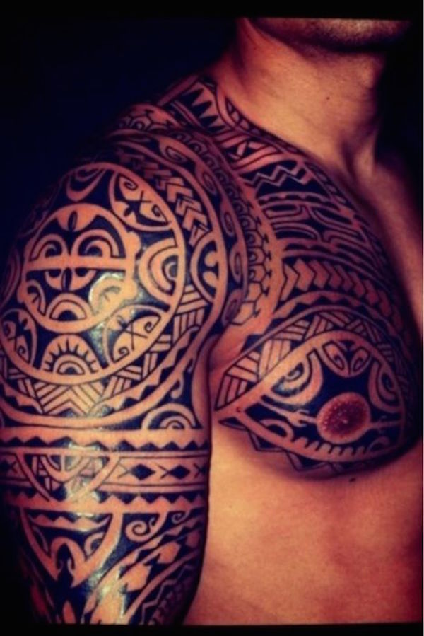 Útmutató a maori tetováláshoz. Hogyan szerezheted meg a tiedet és miért kellene?