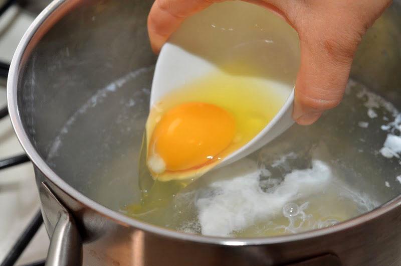 kook een gepocheerd ei