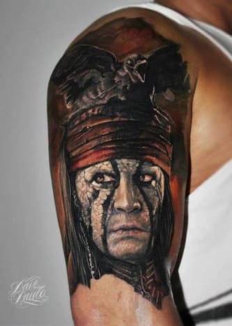 The Lone Ranger kan ha bombet, men denne Tonto -tatoveringen av Dave Paulo er en hit.