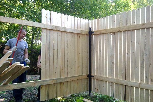 montaža ograde od ograde