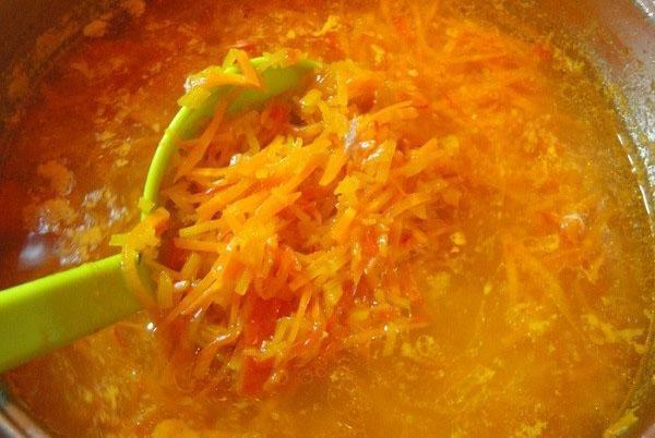 skuhajte mrkvu s bundevom