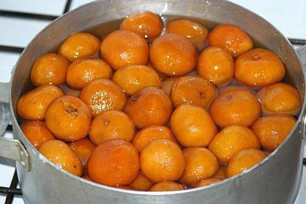 skuhati mandarine