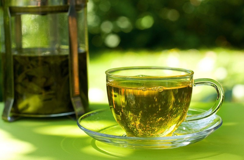 čaj od štuke od travnjaka