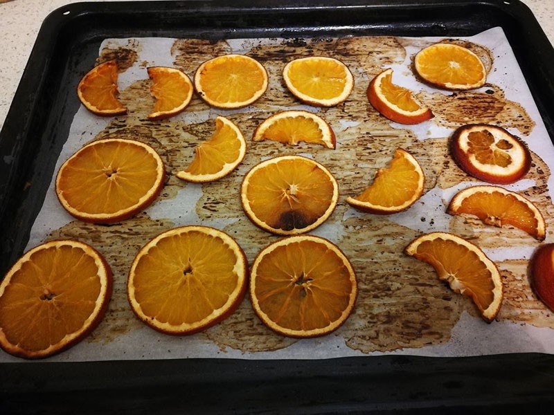 droge sinaasappels in de oven