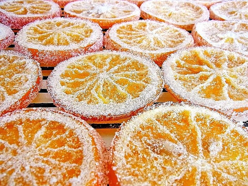 sinaasappelschijfjes met suiker