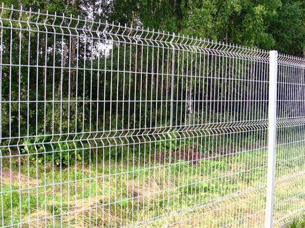 zavarena mrežasta ograda