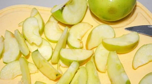 appels in schijfjes snijden