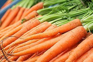 Sappige met vitamine gevulde wortelen