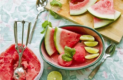 Met diabetes kun je alleen verse watermeloen