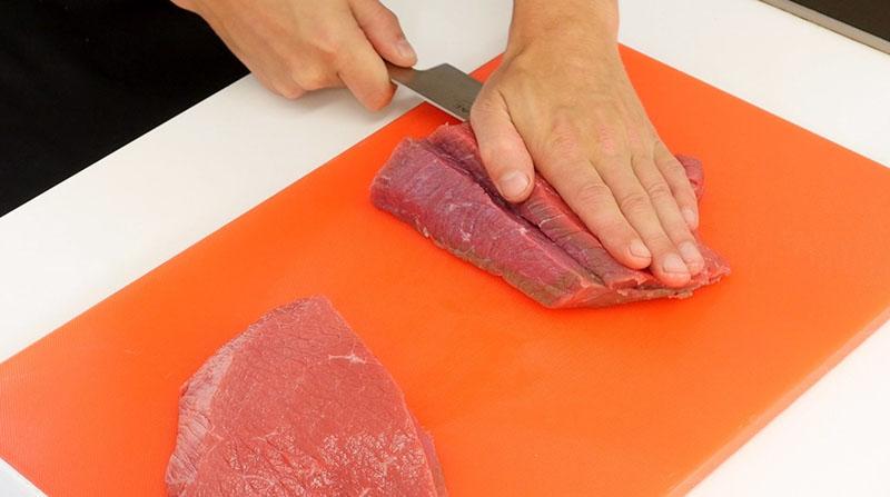 vlees in plakjes snijden