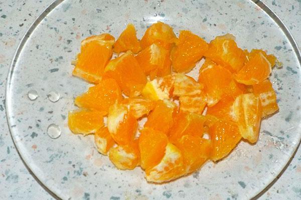 schil en snijd een sinaasappel