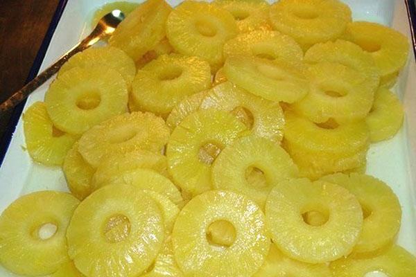 ingeblikte ananas