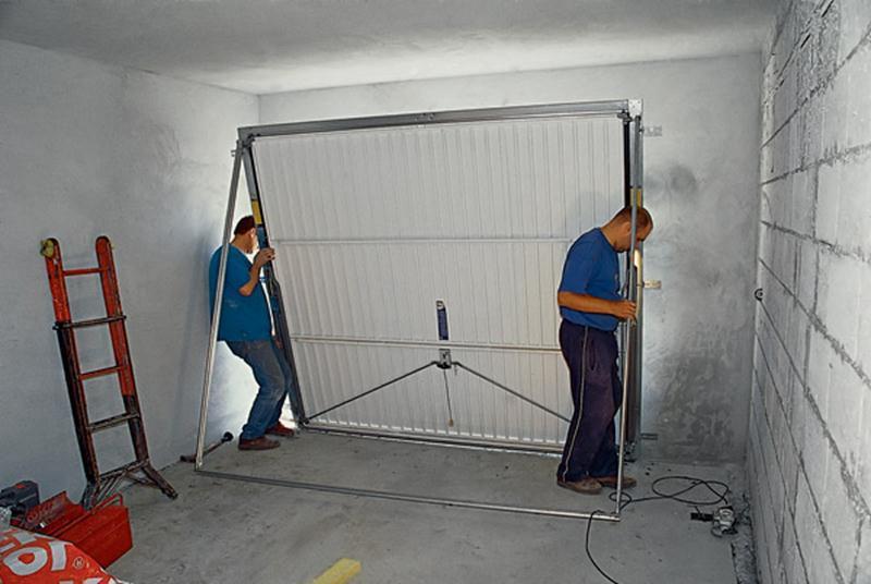 ugradnja podiznih garažnih vrata