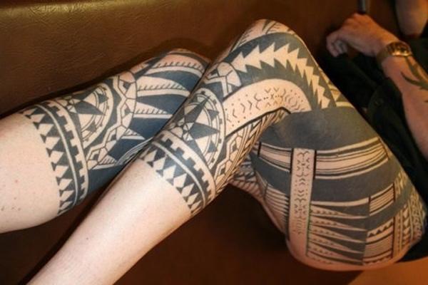 Maori láb tetoválás nőknek