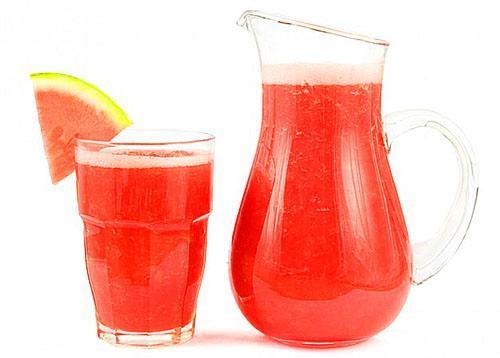 Za dobivanje soka od lubenica koristi se metoda hladnog prešanja.