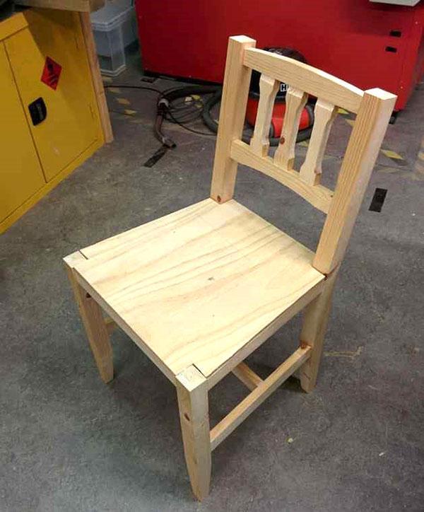 stolica s naslonom