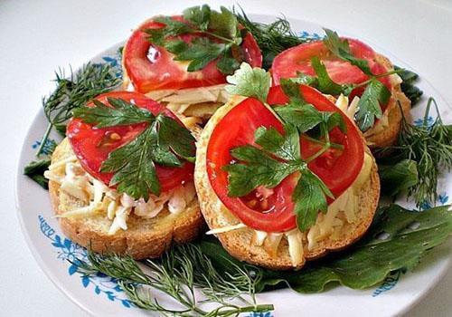 broodjes met tomaten